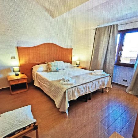 Le Camere Sul Porto Palau Dış mekan fotoğraf