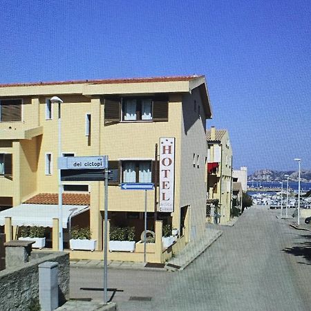 Le Camere Sul Porto Palau Dış mekan fotoğraf