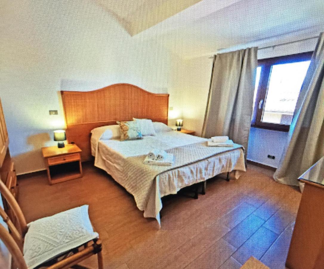 Le Camere Sul Porto Palau Dış mekan fotoğraf
